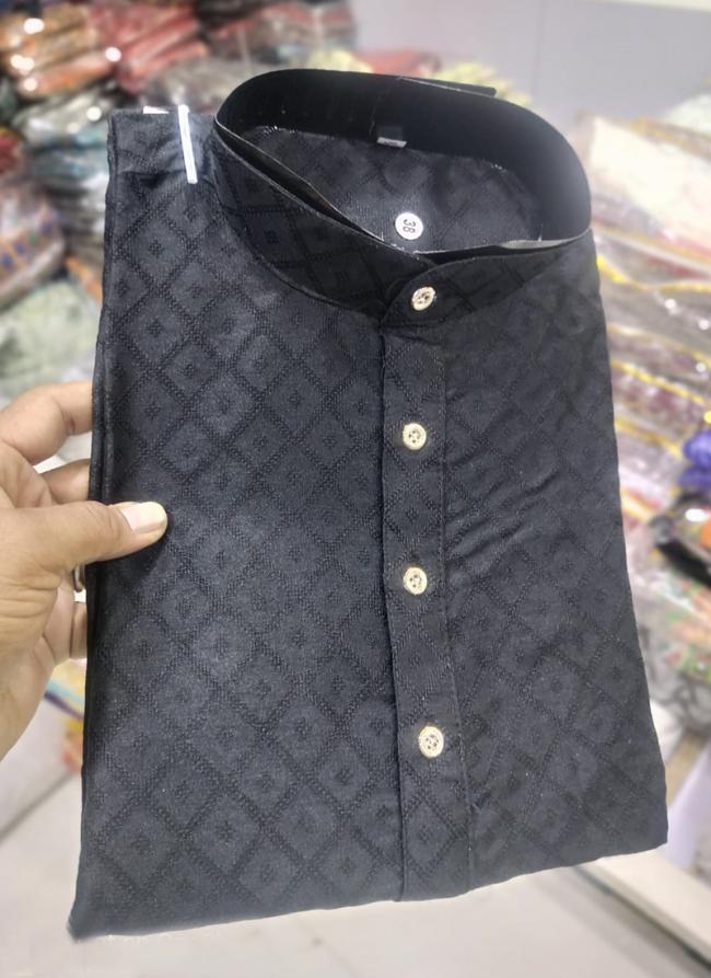Silk Jacquard Black Casual Wear Plain Readymade Mens Shirt